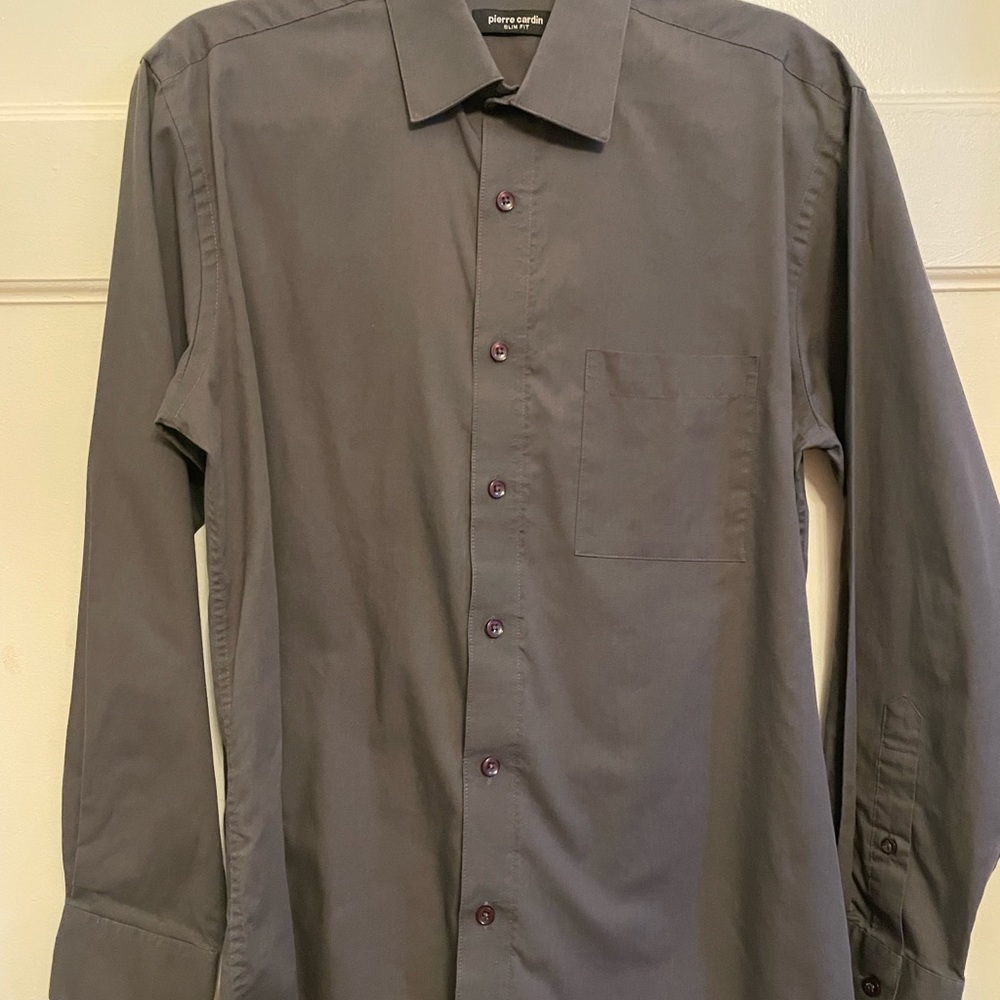 50% off sale 💝Sale 🔥🔥🔥Pierre Cardin vintage men’s medium  15 1/2 neck 32…